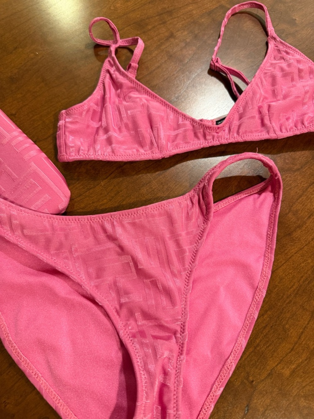 triangl swimwear Pink Bikini Set with Matching Pouch - Picture 2 of 3